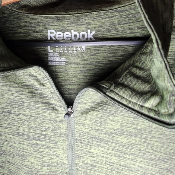 Mens Reebok Pullover - Picture 3 of 3